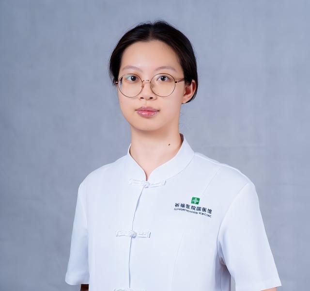 林洁汶